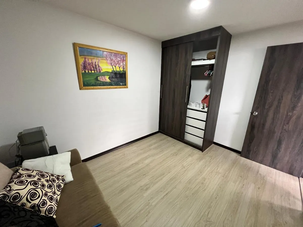 Holiday home Casa Independiente Con Piscina, Bar Y Sala De Juegos Quito Ecuador